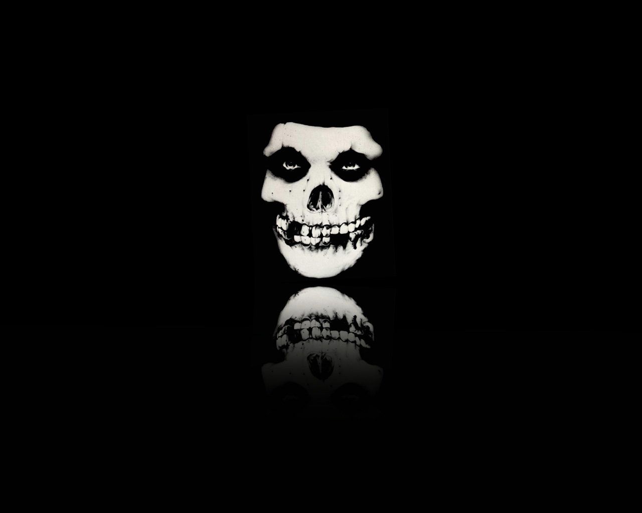 Misfits Wallpapers  Top Free Misfits Backgrounds  WallpaperAccess
