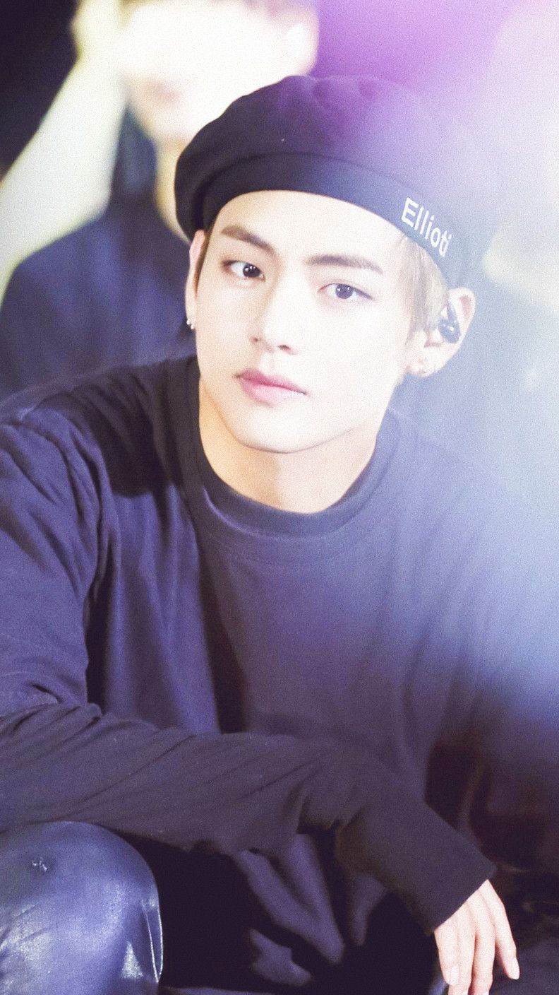 Featured image of post Aesthetic Kim Taehyung Wallpaper Hd : V (kim taehyung) is a member of bts.