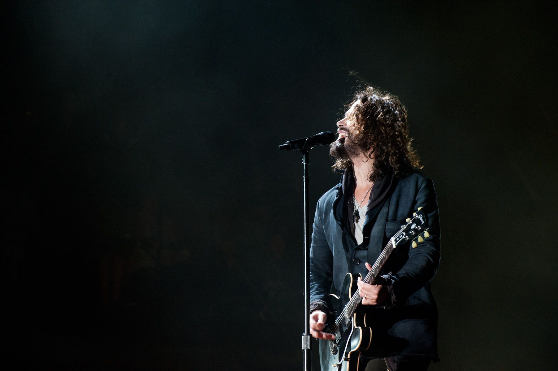 Chris cornell. Soundgarden гитарист. Soundgarden вокалист.