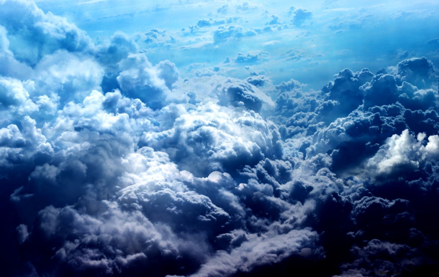 Featured image of post Cloud Aesthetic Desktop Wallpaper Blue : We have 31 images for you!