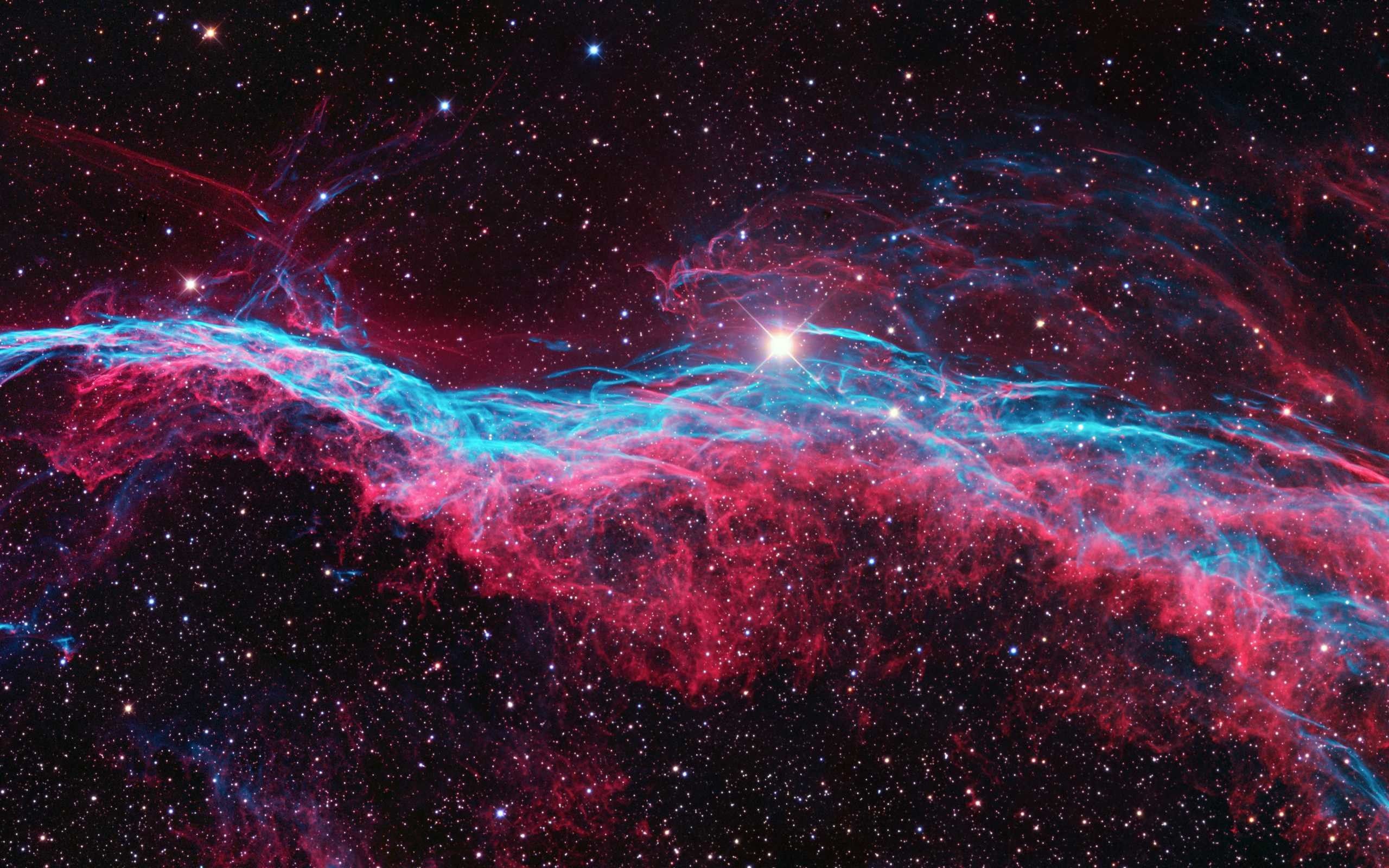 Vũ trụ luôn là một chủ đề hấp dẫn với sự bí ẩn và đẹp đẽ của nó. Nếu bạn yêu thích chủ đề này, hãy xem hình ảnh liên quan để tìm thấy những hình nền máy tính tuyệt đẹp, có sự kết hợp của hình ảnh thiên nhiên, các hành tinh và sao chổi để tạo ra không gian đầy bí ẩn và tuyệt vời.