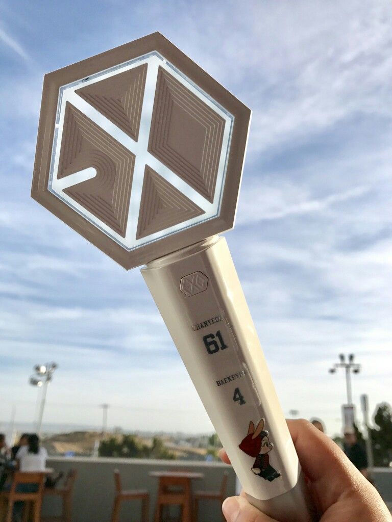 Featured image of post Nct Exo Lightstick Wallpaper lightstickexo lightsticknct lightstick exo exol nct nctzen wallpaper