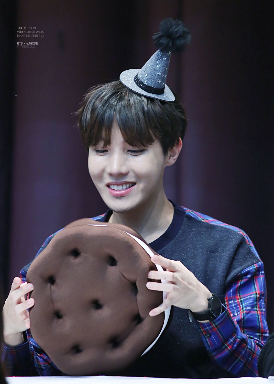 Featured image of post Adorable Jhope Pictures Discover and share the best gifs on tenor