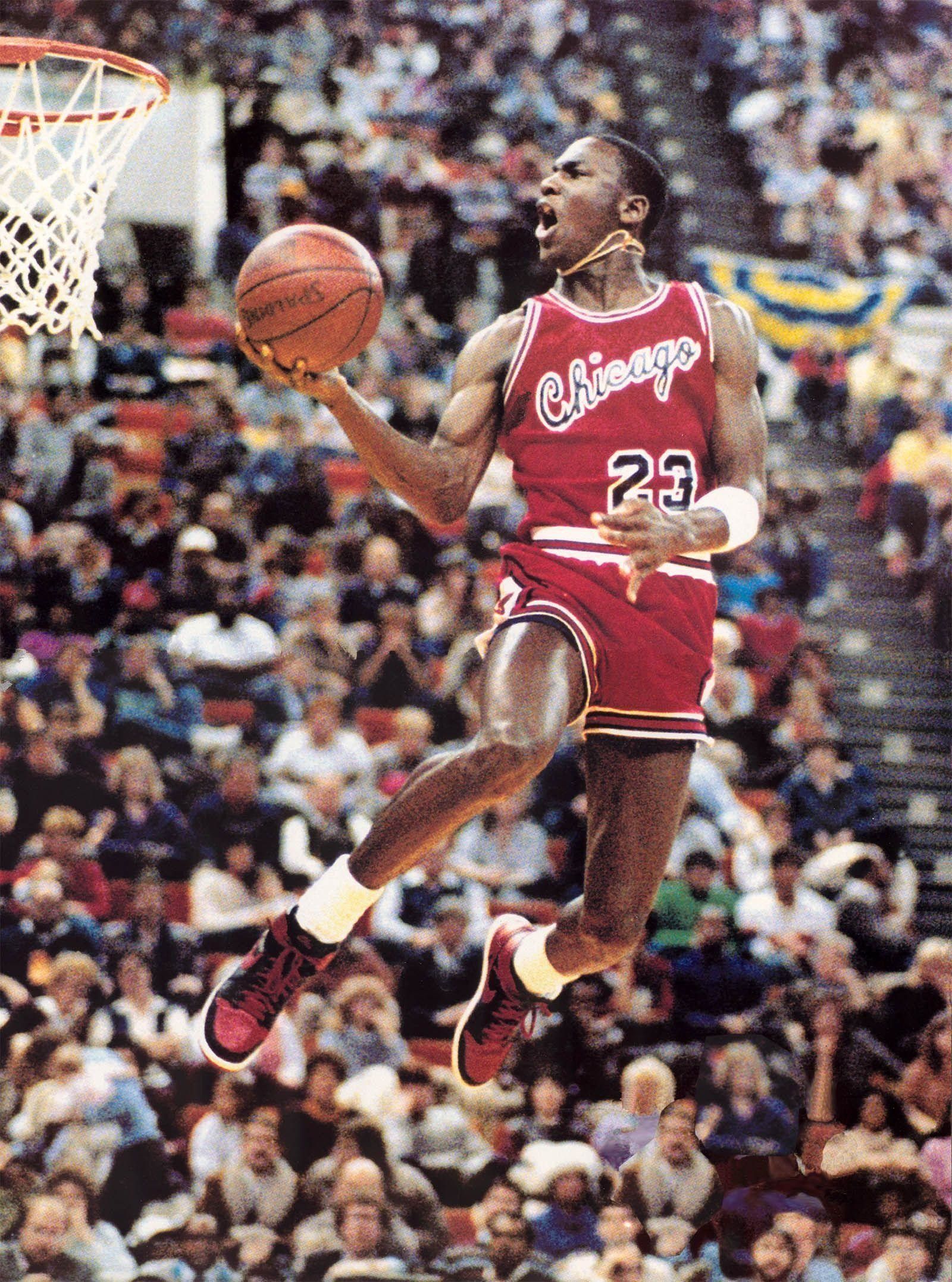 Live Wallpaper - Michael Jordan “The Shot” : r/iphonewallpapers