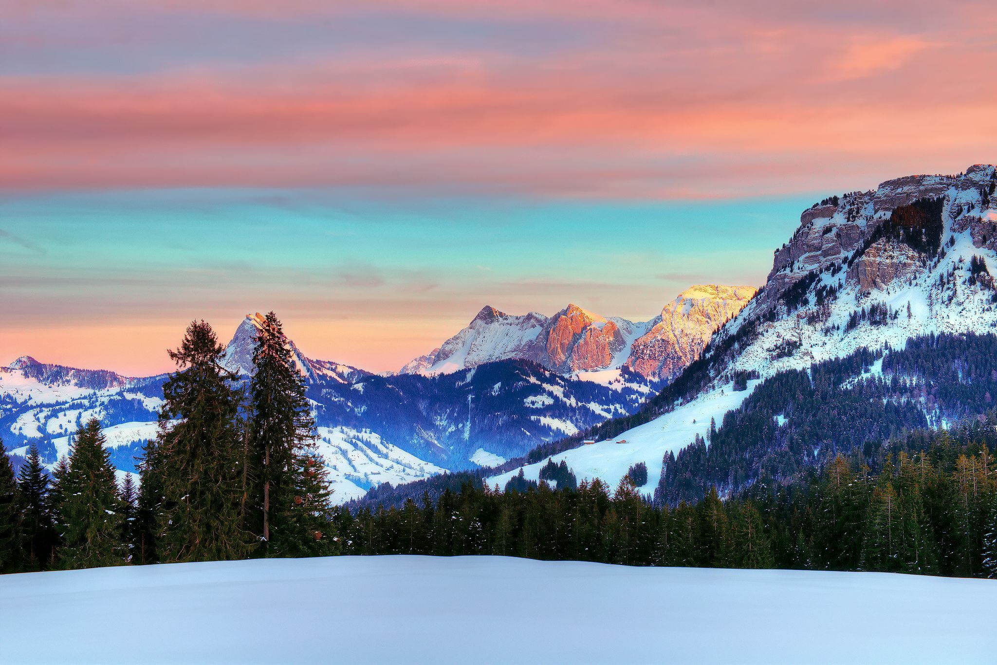 Swiss Alps Mountain Range In Switzerland Ultra Hd Wallpaper For Desktop  Mobile Phones And Laptops 3840x2400  Wallpapers13com