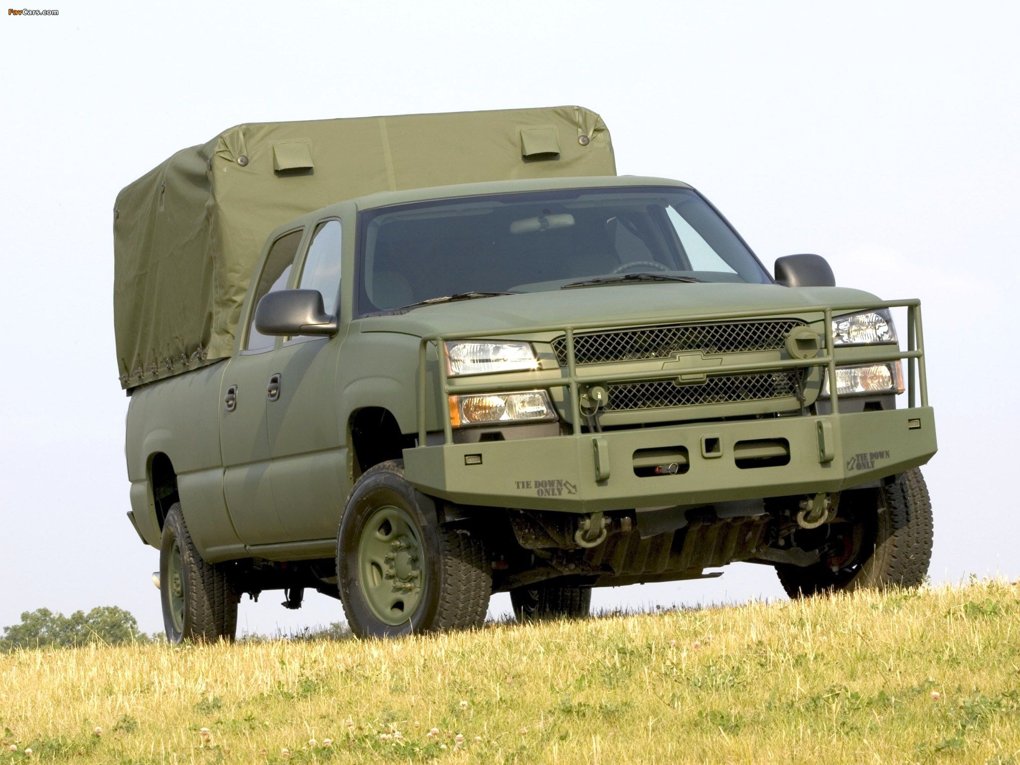Машина барс пикап. Cucv Chevrolet 2004. Chevrolet Silverado Military. Chevrolet Silverado Army. Chevrolet Truck Military.