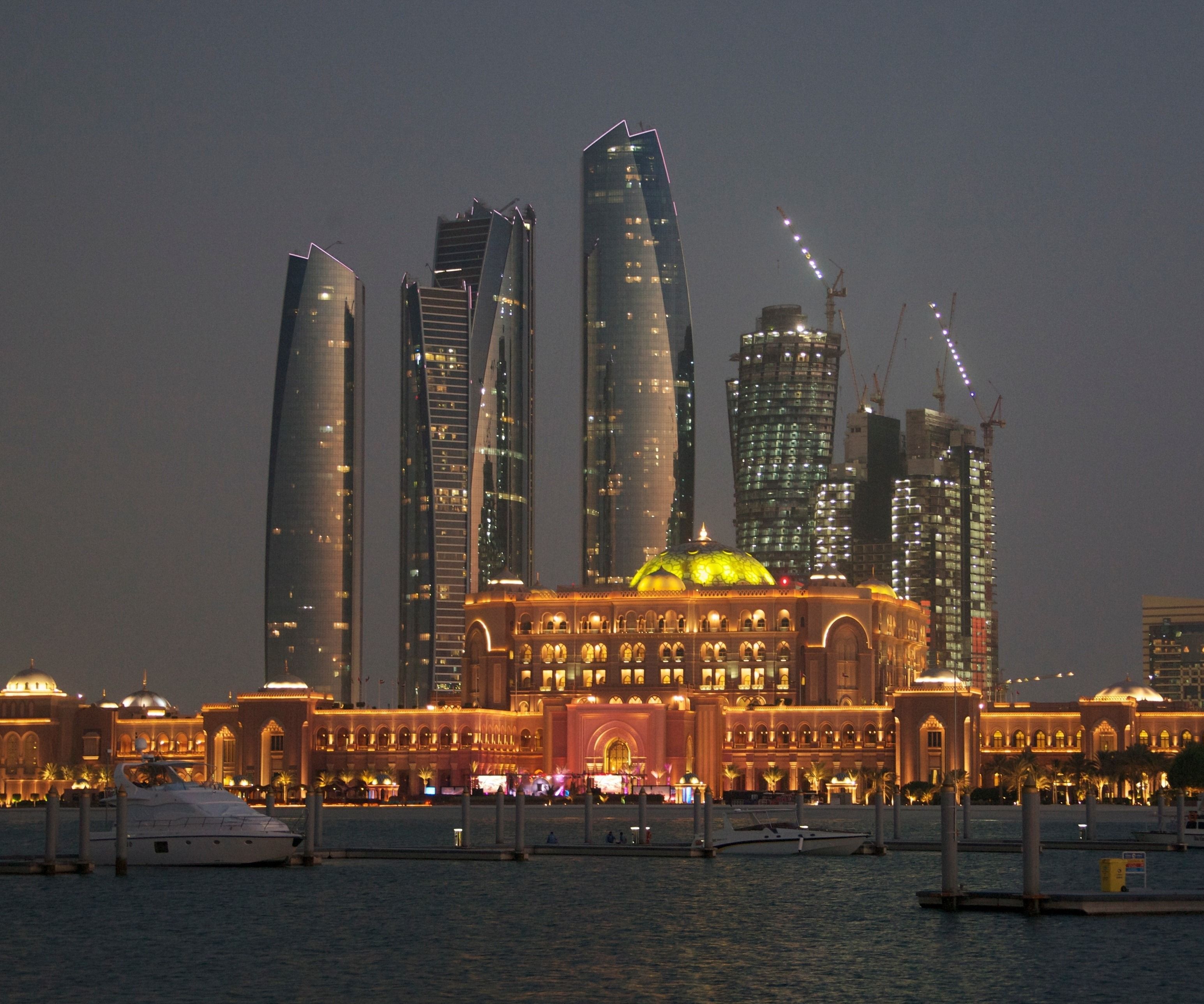 Abu Dhabi City Wallpapers  Top Free Abu Dhabi City Backgrounds   WallpaperAccess