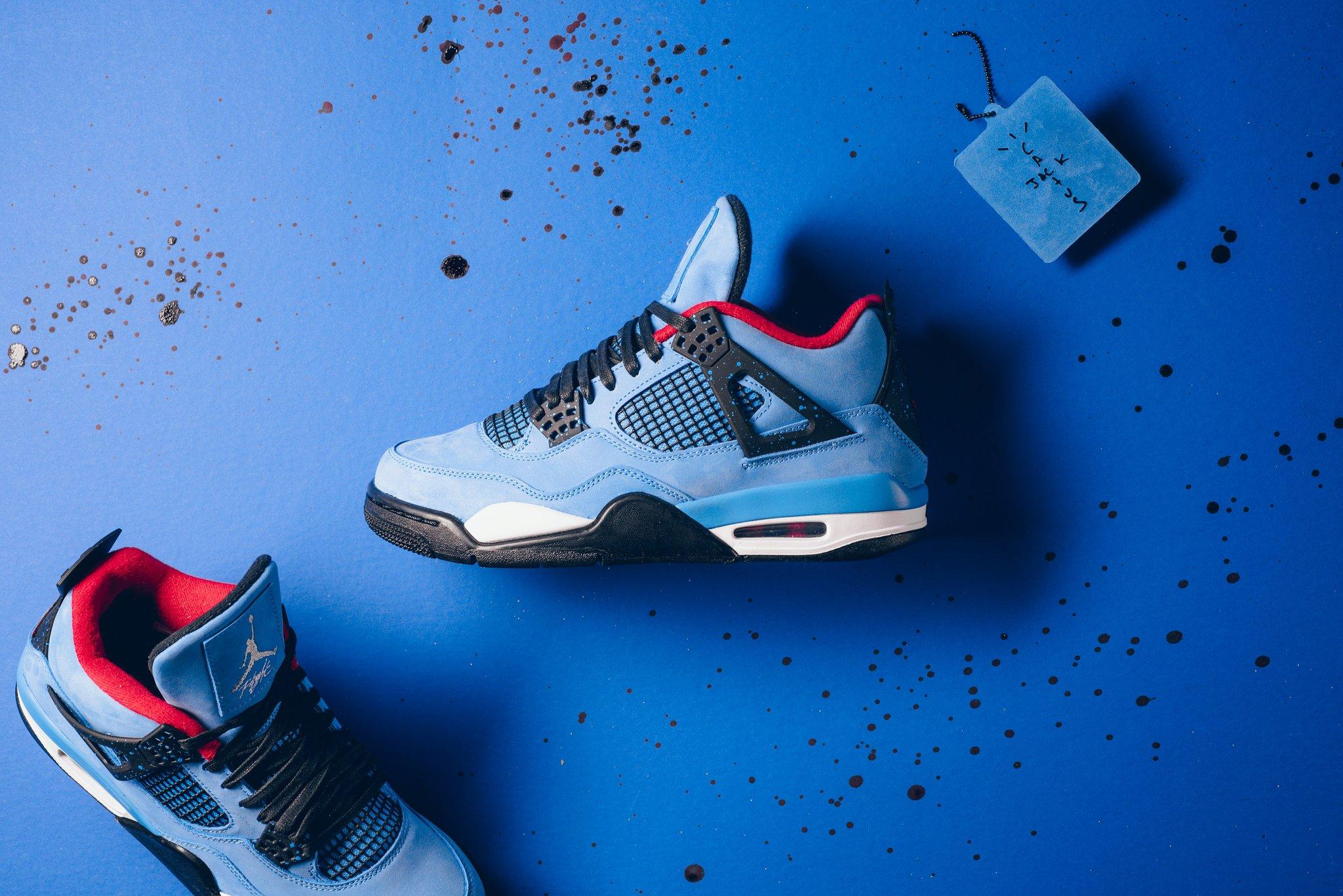 Sneakerhead ơi! Đừng bỏ lỡ hình nền Jordan 4 đẹp nhất từ trước đến nay. Với thiết kế độc đáo và gam màu đậm chất thể thao, đôi giày này sẽ nổi bật trên màn hình điện thoại của bạn. Hãy truy cập ngay để cảm nhận sự hấp dẫn của đôi Jordan 4!