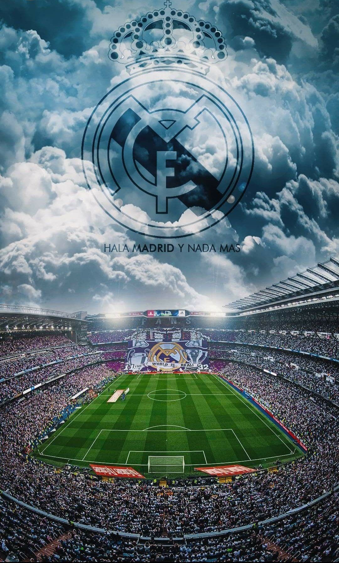 Bạn đang tìm kiếm hình nền Real Madrid tuyệt đẹp cho điện thoại của mình? WallpaperDog sẽ đem đến cho bạn những bức tranh ấn tượng nhất về Real Madrid. Từ ánh sáng trên sân Bernabeu đến các huyền thoại của đội bóng Hoàng gia, tất cả đều sẵn sàng trên trang web của chúng tôi.