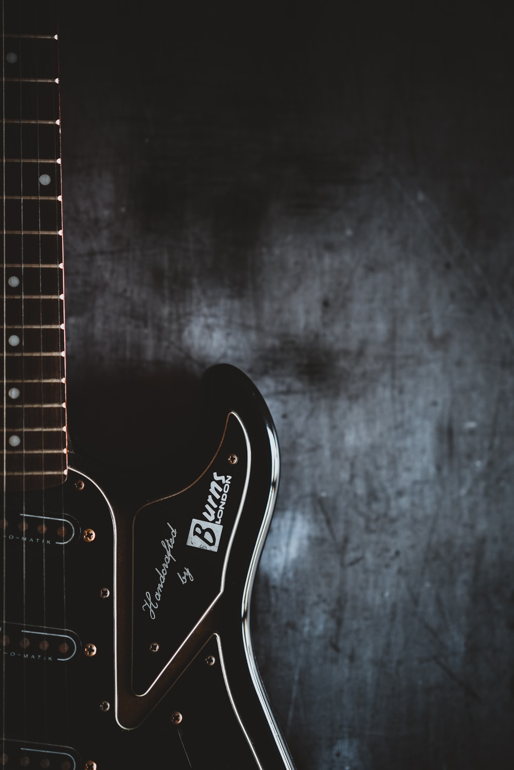 electric guitars iPhone Wallpapers Free Download