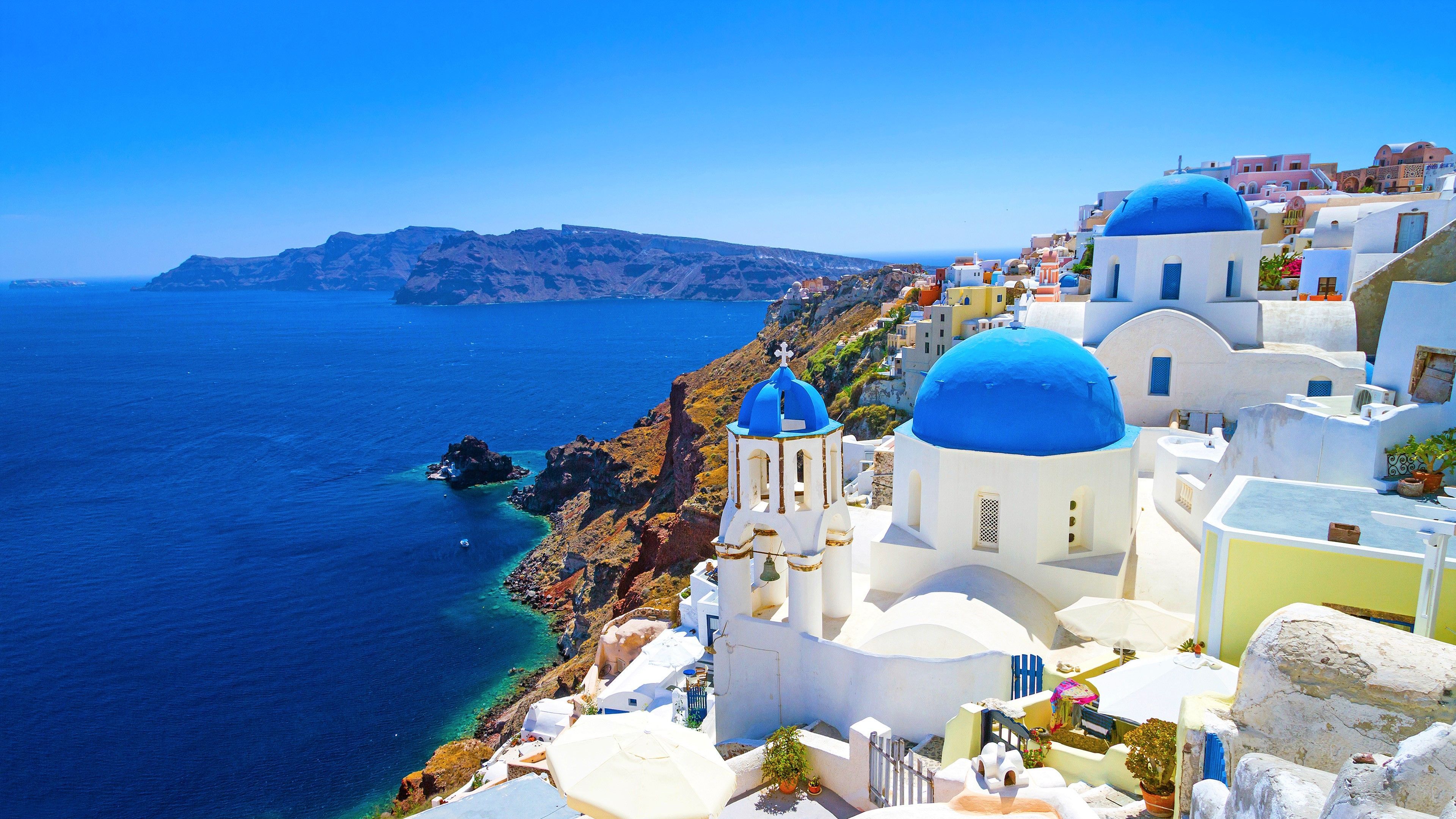 Hy Lạp là một quốc gia nổi tiếng với những bãi biển đẹp và những di sản văn hóa cổ đại. Bất cứ ai cũng đều muốn tham quan Hy Lạp ít nhất một lần trong đời. Thật tuyệt vời khi chụp lại những khoảnh khắc ấn tượng và có thể lưu giữ chúng dưới hình dạng của hình nền Hy Lạp để tưởng nhớ những giây phút đã trải qua.