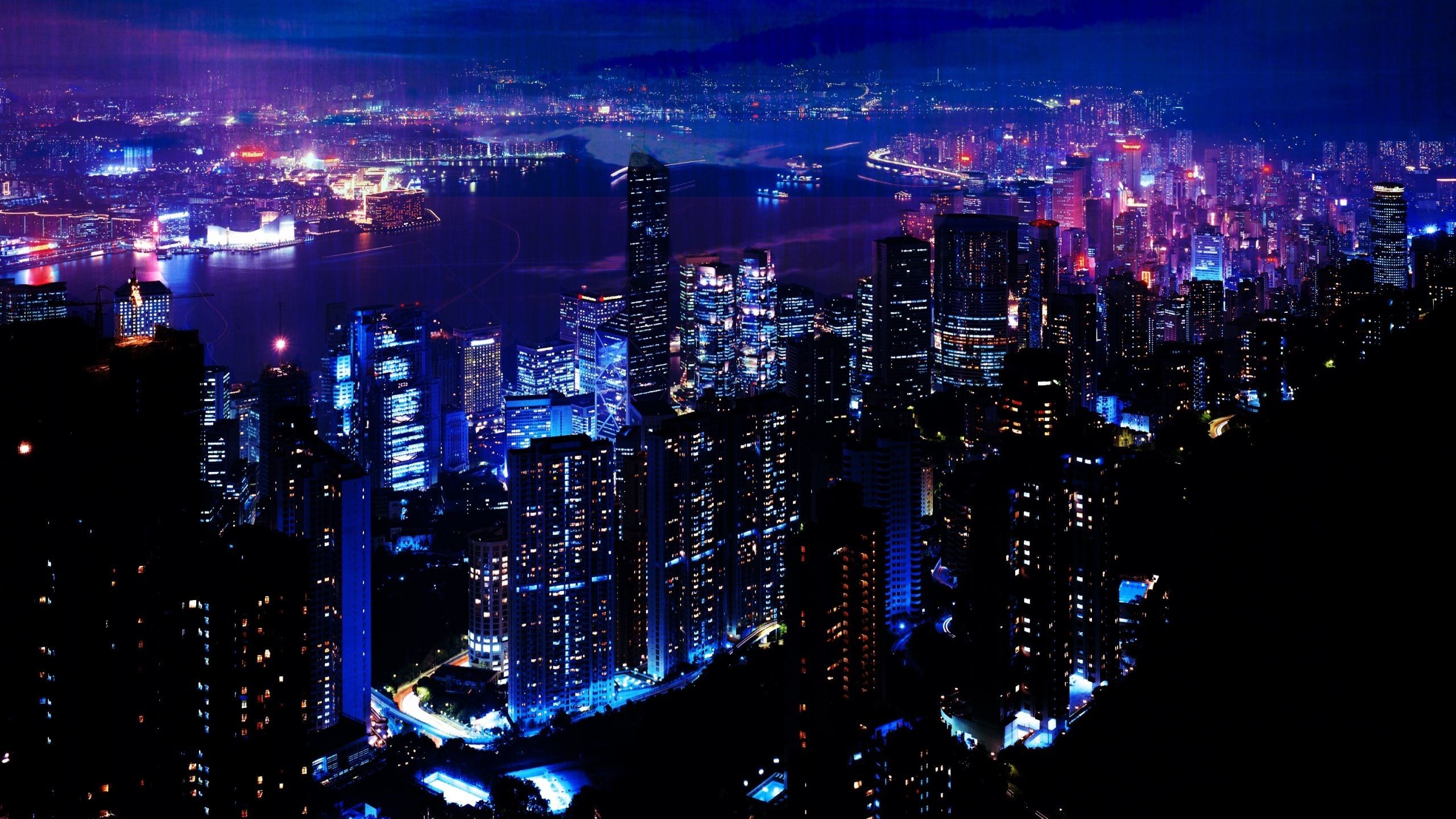 Night City: Điểm qua những hình ảnh đêm của những thành phố lớn trên thế giới, bạn sẽ ngỡ ngàng trước vẻ đẹp đầy bí ẩn. Tầm nhìn từ trên cao sẽ thay đổi hoàn toàn cách nhìn của bạn về thành phố với màu sắc đầy mê hoặc và sự lấp lánh ánh đèn.