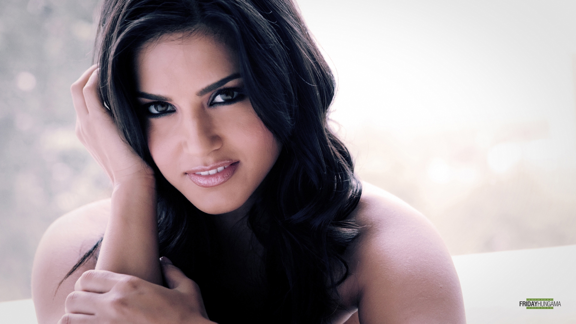 Sunny Leone Wallpapers on WallpaperDog