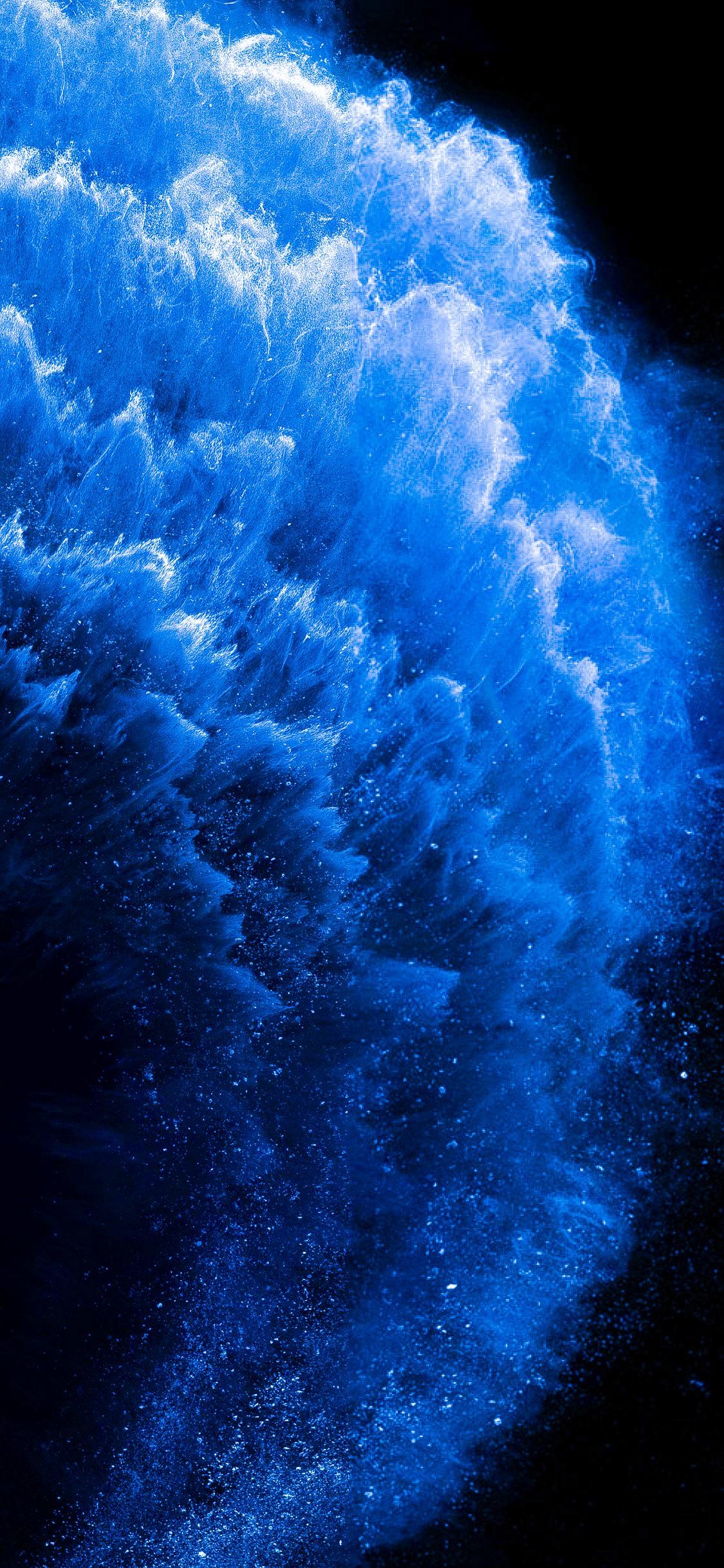 200+] Blue Iphone Wallpapers