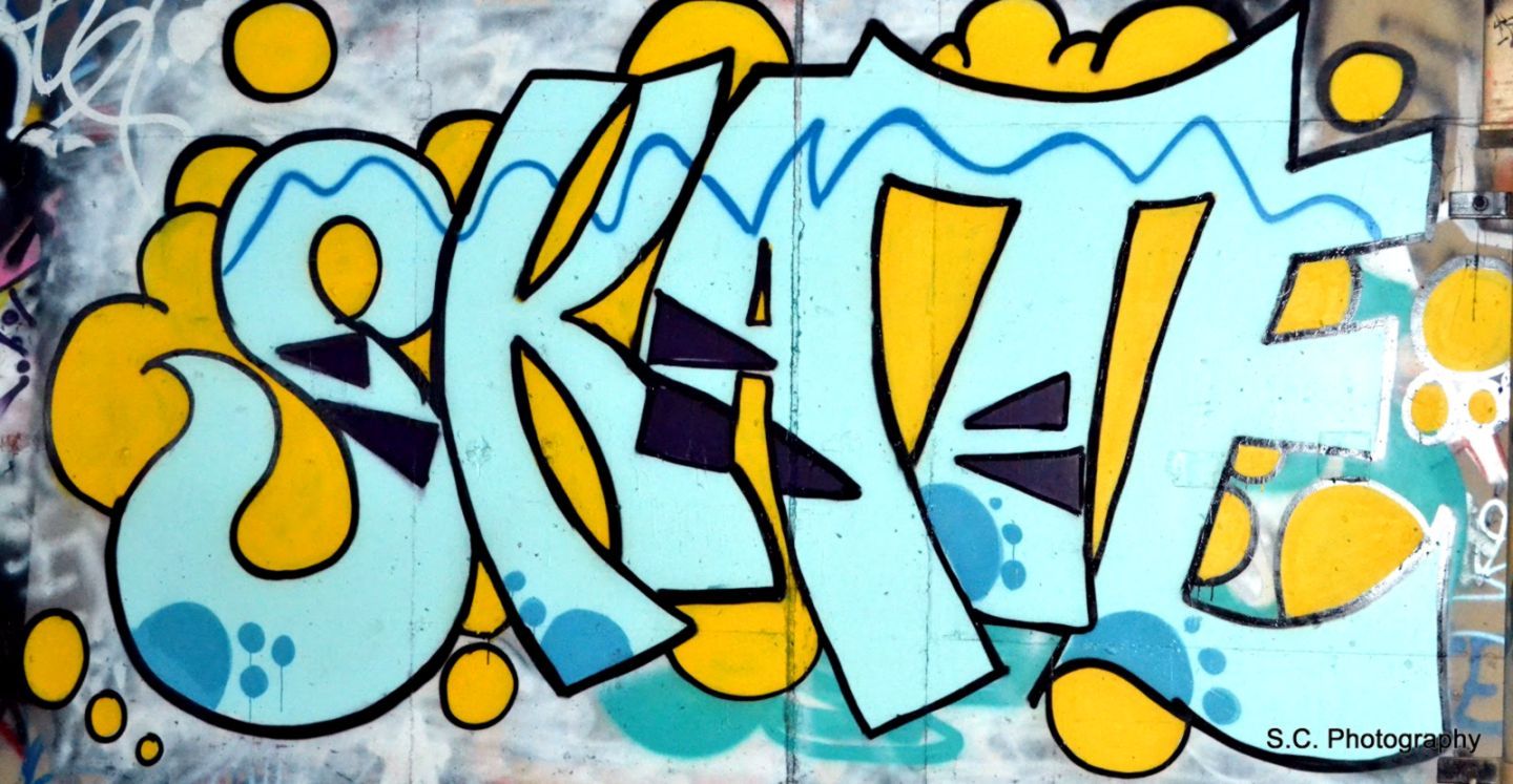 Graffiti Skater Girl Themes APK for Android Download