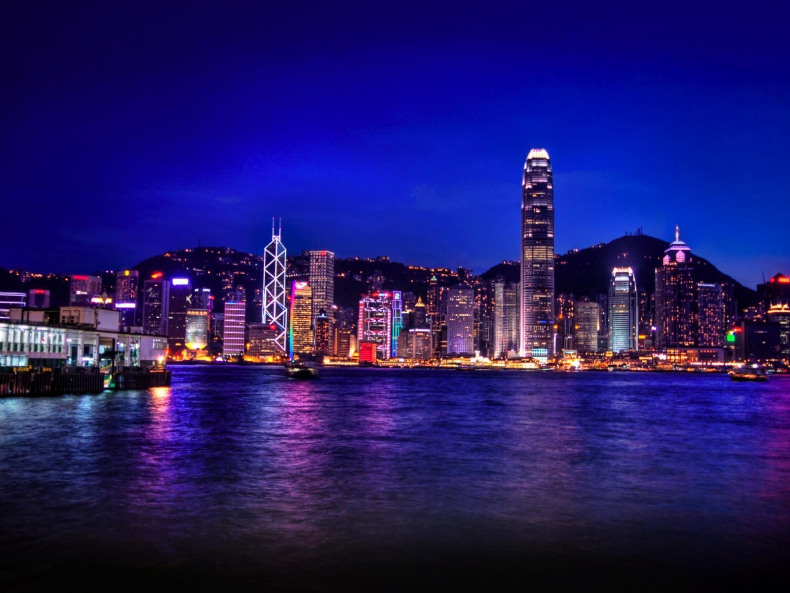 WallpaperDog mang đến cho bạn những hình nền Hong Kong ngoạn mục nhất! Trong đó có những tòa nhà cao chọc trời, những con đường náo nhiệt và những địa điểm du lịch hấp dẫn. Cùng tải về để trang trí cho màn hình của bạn thật ấn tượng nhé!