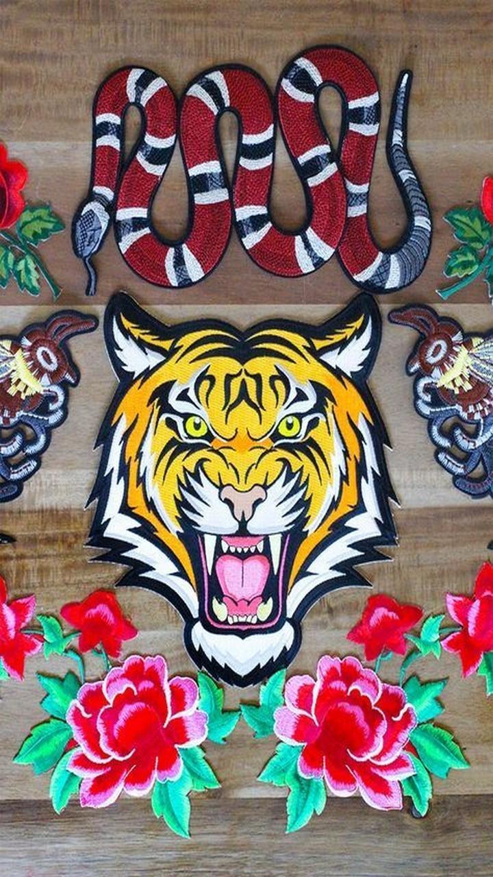 Gucci partten tiger face Wallpapers Download