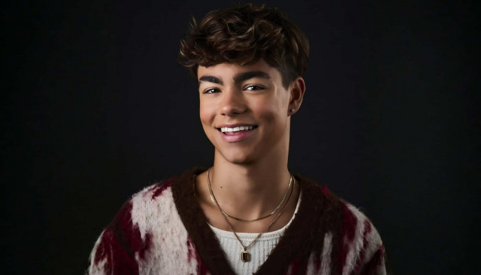 Malachi Barton Wallpaper