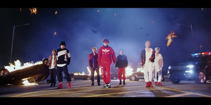 2560x1440 BTS (방탄소년단) 'MIC Drop (Steve Aoki Remix)' Official MV: Clothes