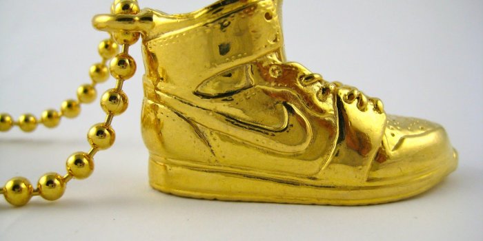 1600x1200 Gold Air Jordan Logo - LogoDix