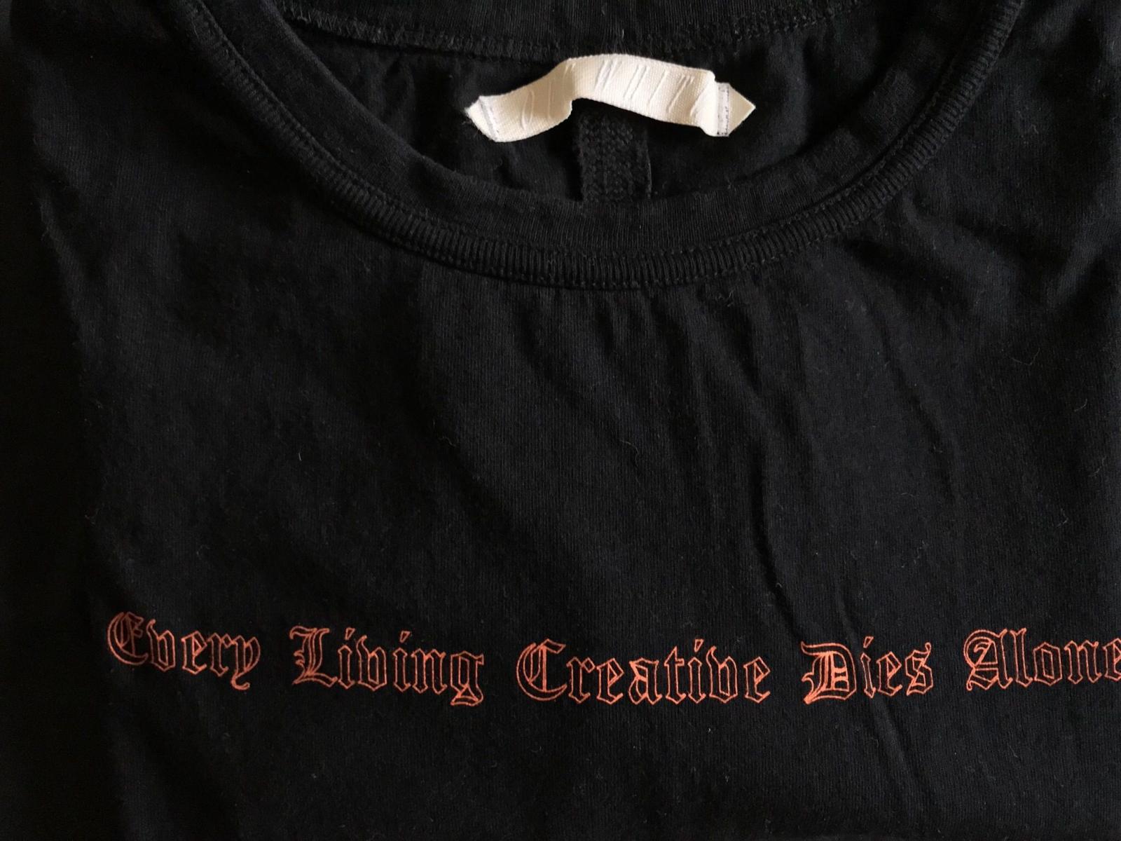 2048x1536 Vlone x Off White Every Living Creative Dies Alone Tee