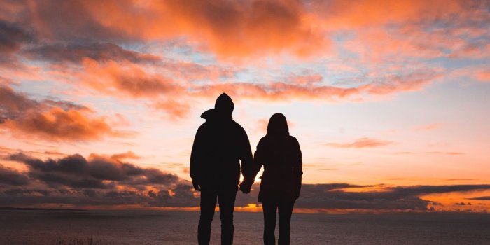 2048x1152 2048x1152 Couple Holding Hands 2048x1152 Resolution HD 4k Wallpapers