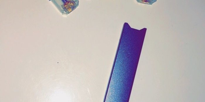 750x1334 too juul 4 schuul | a e s t h e t i c | Juul vape, Teenager