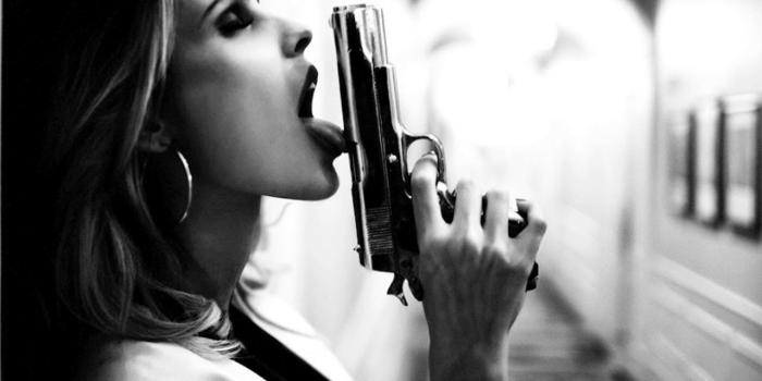 1280x768 Gangster Girl Wallpapers