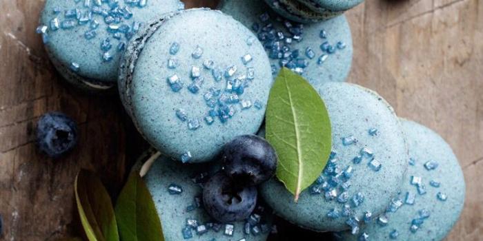 750x1334 Blue macaroons wallpaper from Everpix for your iPhone Xs Max