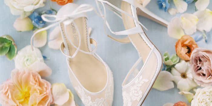 1000x1343 Old-Fashioned English Rose Garden Wedding Inspiration ⋆ Ruffled