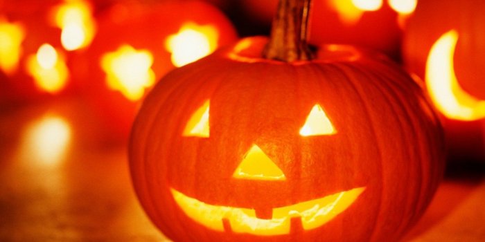 1366x768 Download 1366x768 Halloween 2016, Pumpink, Light, Holiday Wallpapers