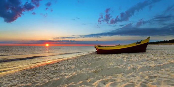 1366x768 HD Wallpaper For Laptop : HD Wallpapers available in different