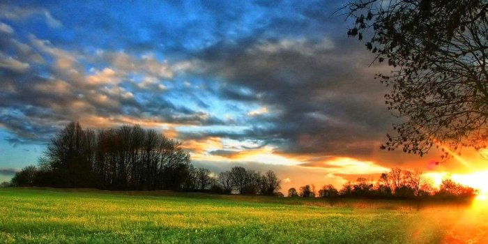 1600x900 Laptop Wallpapers HD Free