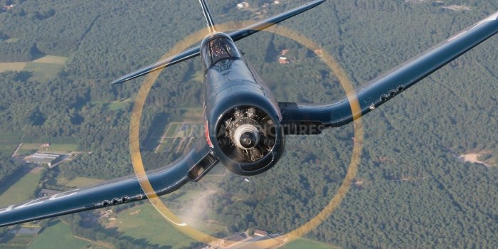 1600x1086 29017 f4u corsair wallpaper free