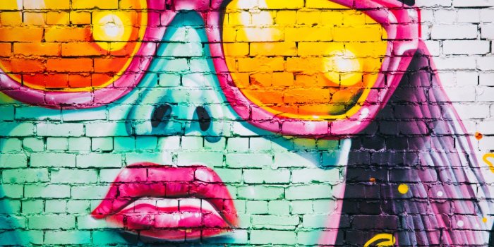 2732x2048 Girl With Sunglasses Graffiti Wallpaper - iPhone, Android & Desktop