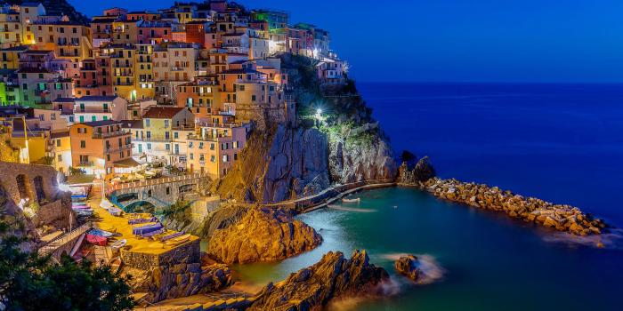 3840x2400 Village Of Manarola In National Park Of Cinque Terre Italy Desktop