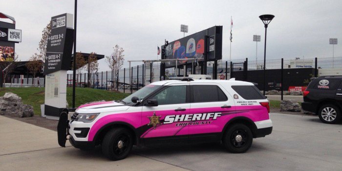 1024x768 Sheriff unveils pink-wrapped patrol car for breast cancer awareness