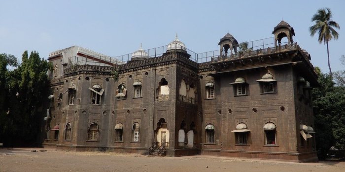 1024x768 The Old Palace - Rajwada, Kolhapur | John Steedman