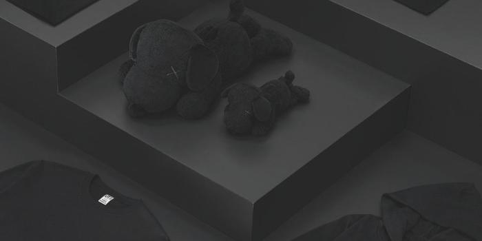 1024x1024 Vinyl Pulse: KAWS x Peanuts x UNIQLO - 'Black' Snoopy Plush Update