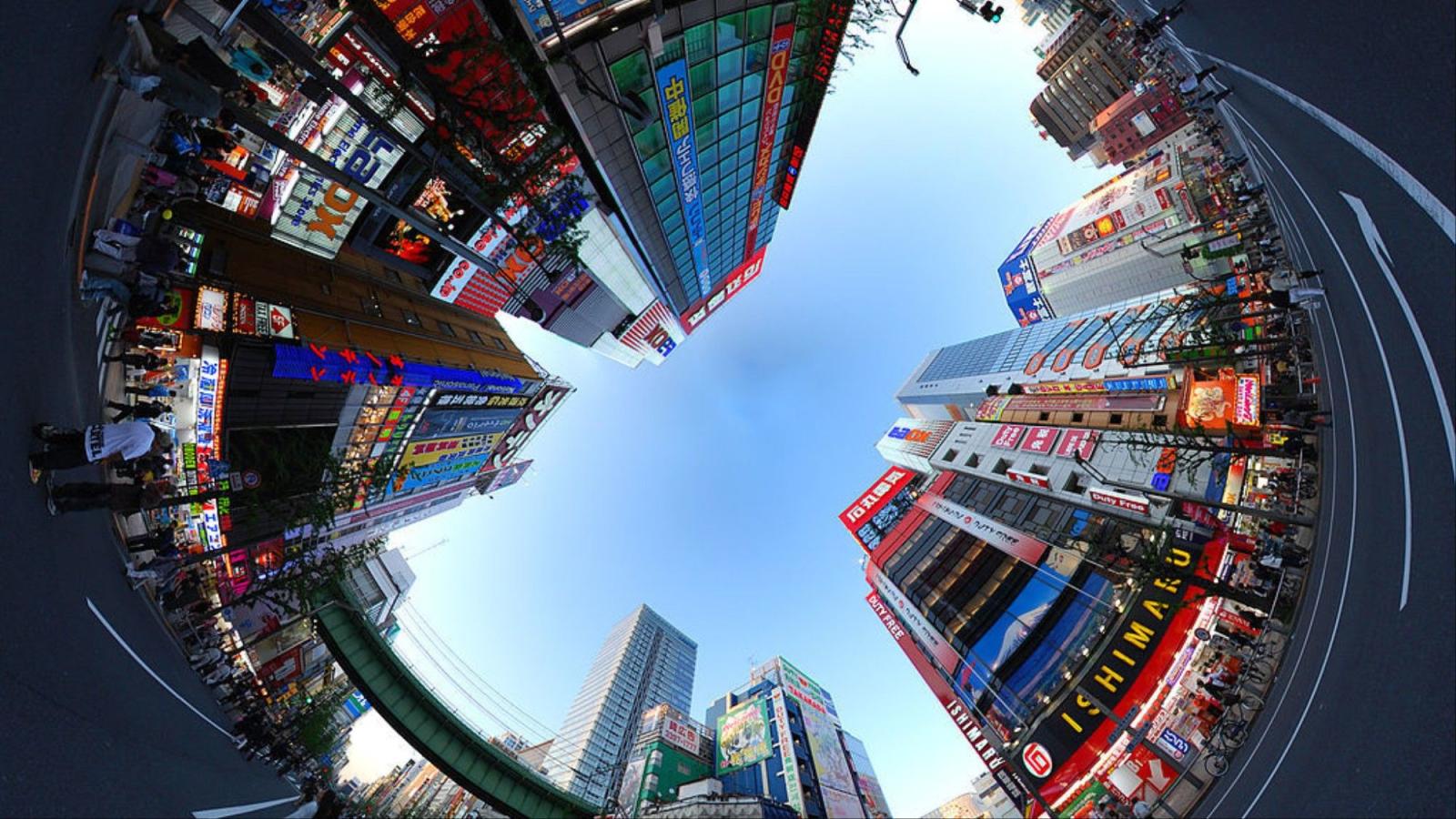 2000x1125 One Night in the Insane Video Game Arcades of Akihabara - VICE