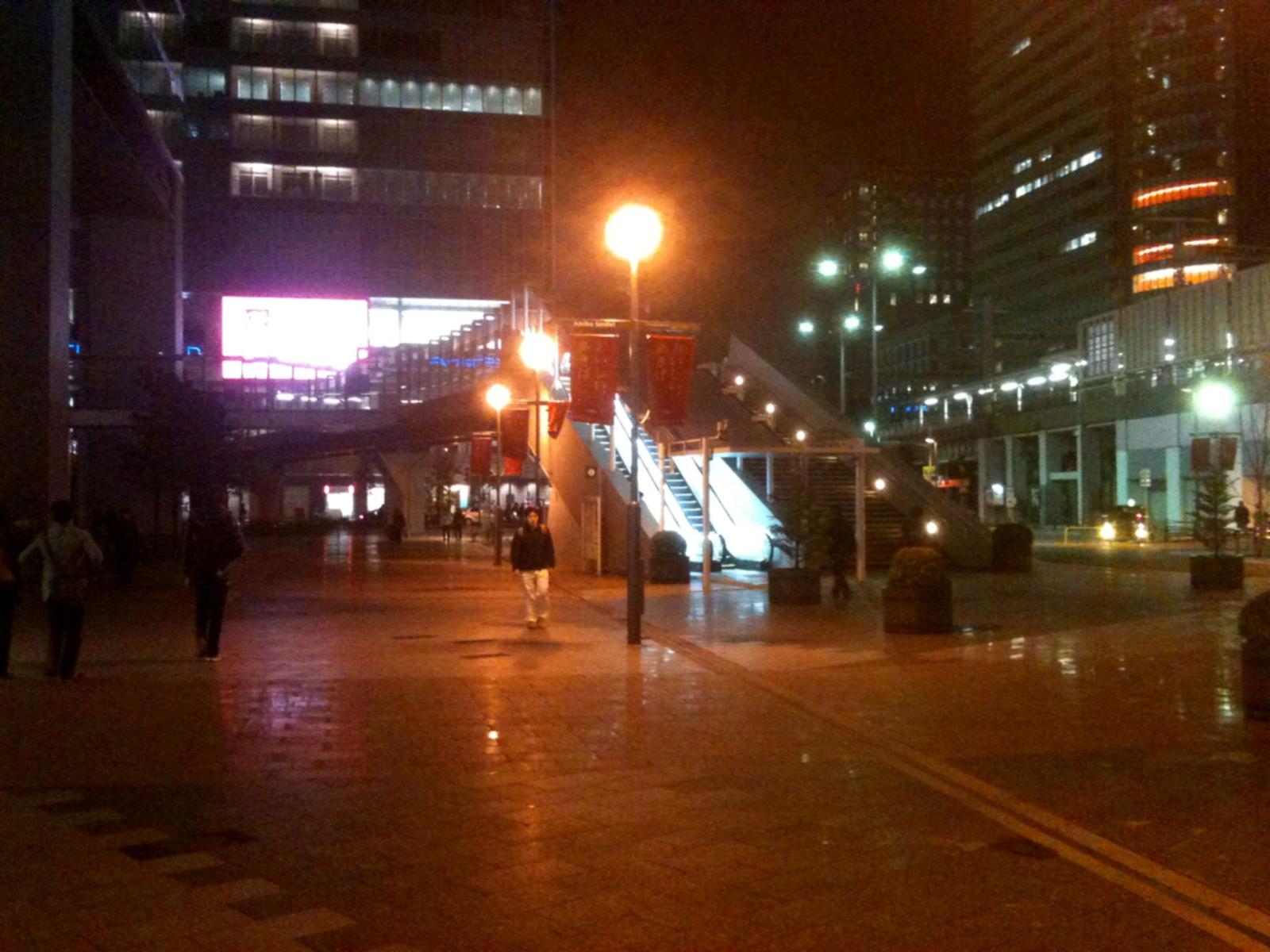 2048x1536 File:Akihabara Cross Field at night - AKIBA BRIDGE, UDX, and
