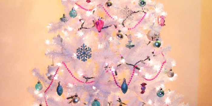 853x1280 Pretty White Christmas Tree Pictures Photos And Images - White Pink