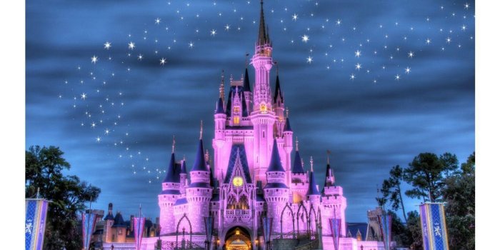 1366x768 Disney princess castle wallpaper