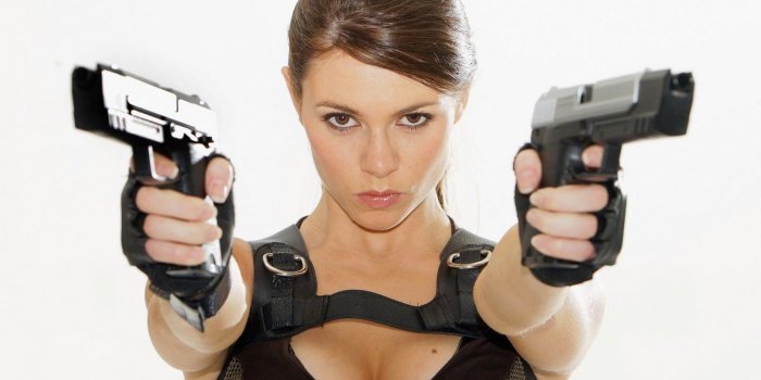 1600x1000 Desktop Wallpaper: Sexy Women With Guns! Conservative Island 1600x1000