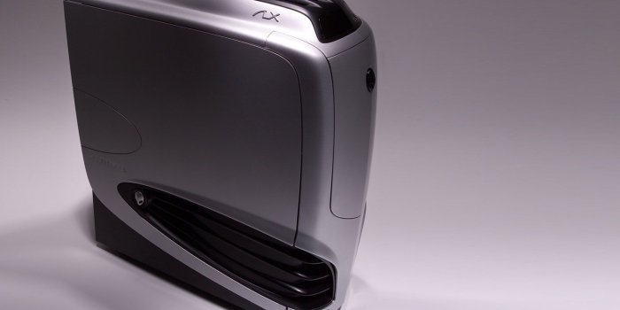 1600x1200 Alienware silver case wallpapers | Alienware silver case stock photos