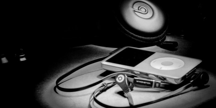 1198x782 Apple Ipod Headphones Hd Wallpaper | Wallpapers Background