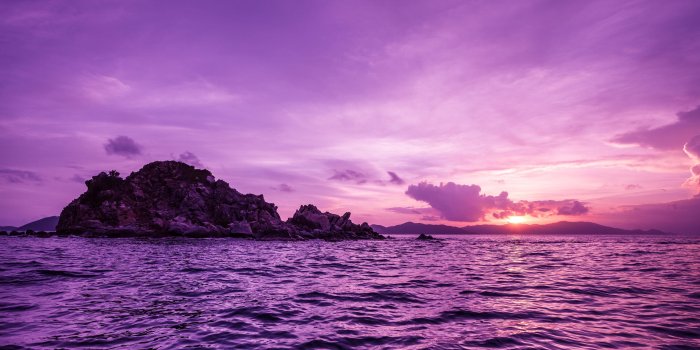 3840x2160 Purple sunset over the island wallpaper - Nature wallpapers - #45030