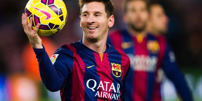 2880x1800 Lionel Messi Soccer player Wallpapers in jpg format for free download