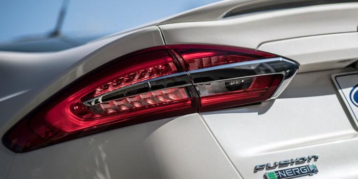 1360x903 2019 Ford Fusion Tail Light Wallpapers (27) - NewCarCars