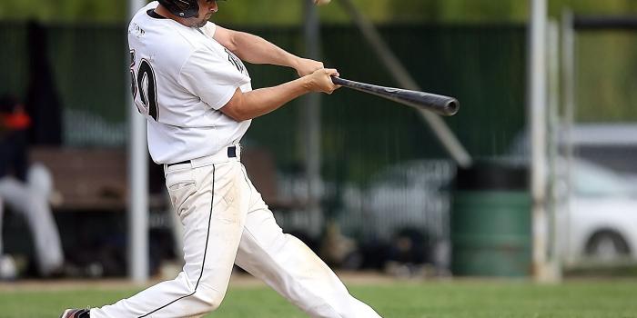 2100x1500 man playing baseball free image | Peakpx